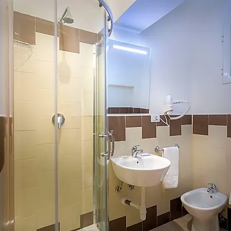 Stella Della Casa