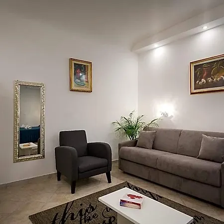 בית הארחה Stella Della Casa 3*